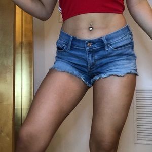 A&f shorts fits 6/8